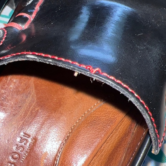 Elegant Black Leather Slip-On Loafers - Picture 8 of 9